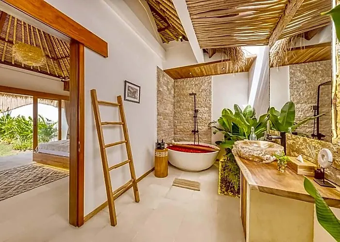 ホテル Huge 16 Bedrooms, 2 Combined, 2 Pools 3*